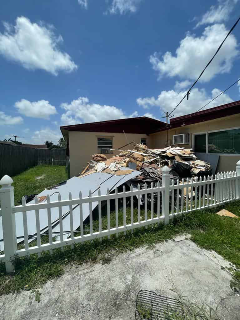 Construction Cleanouts Services image